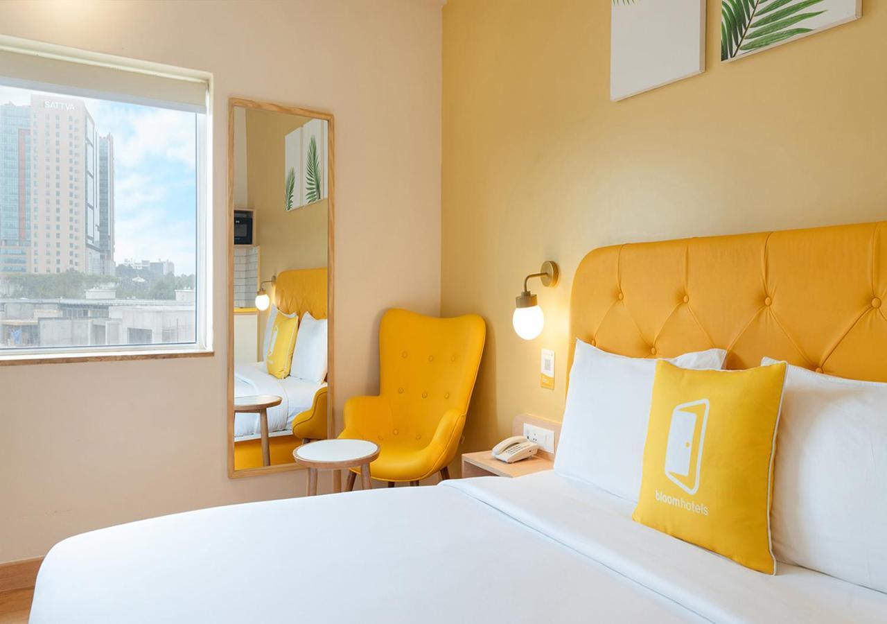 Bloom Hotel Financial District Hyderabad Bagian luar foto
