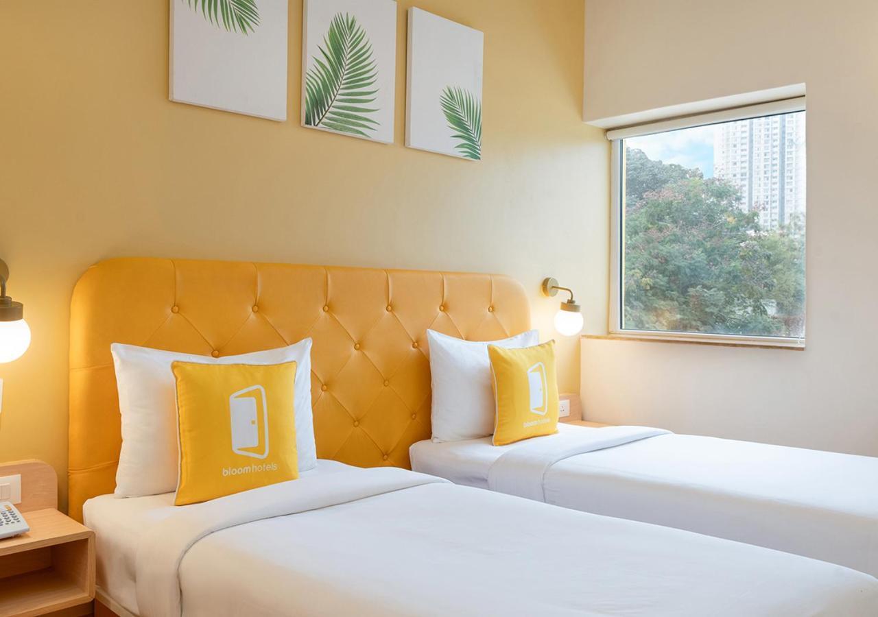 Bloom Hotel Financial District Hyderabad Bagian luar foto