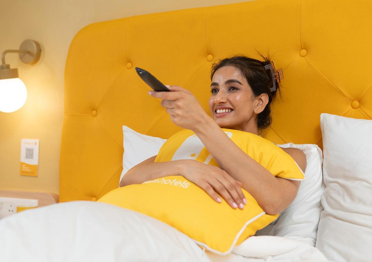 Bloom Hotel Financial District Hyderabad Bagian luar foto